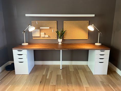 Two Desk Setup, Home Office Shared Desk, Office Room Ideas Home For Two, Lagkapten / Alex Desk Ideas, Lagkapten Ikea, Lagkapten Desk Ideas, 2 Person Desk Home Office, Vintage Office Ideas, Ikea Office Ideas