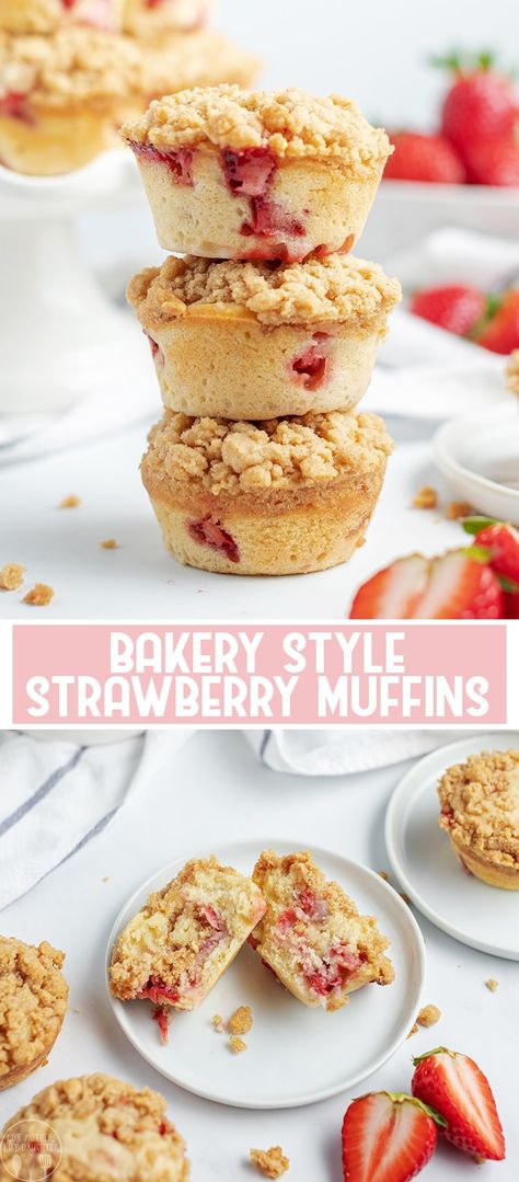 Strawberry Muffins Easy, Big Strawberry, Cinnamon Streusel, Strawberry Muffins, Like Mother Like Daughter, Dessert Simple, Keto Brownies, Cheesecake Desserts, Cake Bars