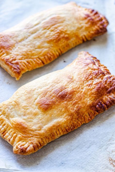 Baked Salmon Puff Pastry Pockets Salmon Pocket Recipes, Salmon Pita Pocket, Salmon In Pastry Recipe, Savoury Rolls, Salmon Puff Pastry, Salmon In Puff Pastry, Salmon Puffs, Herbed Cream Cheese, Puff Pastry Pockets