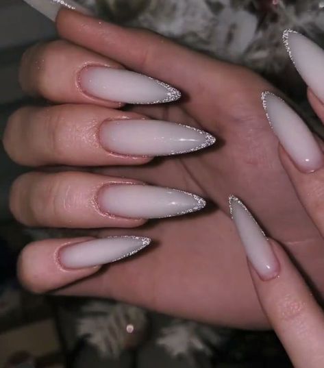 Unghie Sfumate, Sharp Nails, Punk Nails, Pointed Nails, Glow Nails, Oval Nails, Dope Nails, Best Acrylic Nails, Long Acrylic Nails