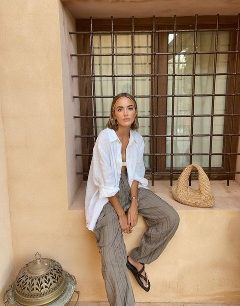 Outfits For Marrakech, Thailand Outfit Ideas Travel Fashion, Marrakech Outfit Style, Marocco Outfits, Morocco Outfit Ideas, Outfit Tulum, Mallorca Outfit, Morocco Outfits, Tulum Outfits Ideas