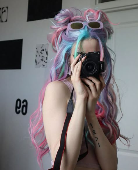 Colorful Wigs, Dyed Hair Inspiration, Pretty Hair Color, Hair Dye Colors, Hair Inspiration Color, Swiss Lace, Hair Inspo Color, Rainbow Hair, Cool Hair Color