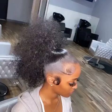 Fashion. Hair. Makeup. Beauty. on Instagram: “Ponytail 🖤🖤🖤Follow @haircork for more 💕 - FOR ADS / PROMO REQUESTS, DM @THEMARKETINGHUBB - FEATURE : @hairuni.official - #curlsandbraids…” High Pom Pom Ponytail, High Sleek Curly Ponytail, High Weave Ponytail Hairstyles Curly, Mid High Curly Ponytail, Sleek Curly Bun, Pom Pom Ponytail Black Women, Short Curly Ponytail Weave, Quick Hair Styles Black Women, Puffy Ponytail Hairstyles Black Women