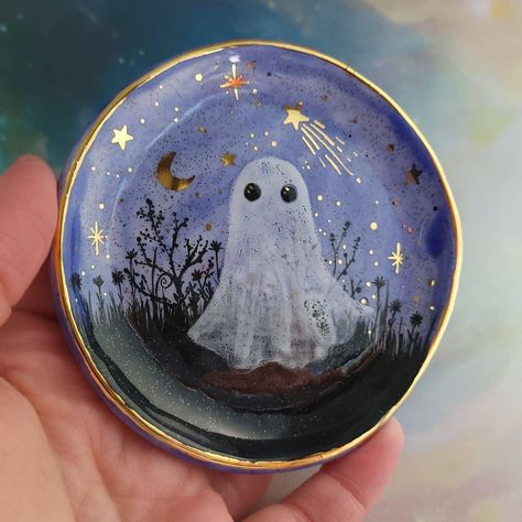 Occult Decor, Ceramic Cafe, Diy Pottery Painting, Color Me Mine, Pottery Painting Designs, Halloween Vibes, Pottery Crafts, Diy Pottery, Ceramics Pottery Art