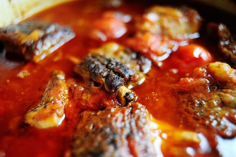 Ribs In Tomato Sauce, Pork Short Ribs, Multi Cooker Recipes, Beef Ribs Recipe, Rib Sauce, Crockpot Ribs, Beef Short Rib Recipes, Cream Of Broccoli Soup, Short Ribs Recipe