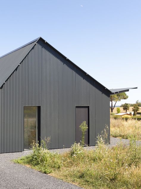 Saint-Sauveur House / Hors-Champs | ArchDaily Corrugated Metal Exterior, Corrugated Metal House, Black Corrugated Metal, Corrugated Cladding, Corrugated Metal Siding, Black Houses, Rural Architecture, Cladding Design, Tin House