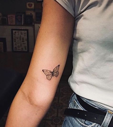 If you're nervous or stressed about a permanent tattoo, you're not alone. Removing a tattoo is no picnic, but committing to a single design among countless Snakebites, Shape Tattoo, Cat Tattoos, Inspiration Tattoos, Disney Tattoo, Tiny Tattoo, Diy Tattoo, Snake Tattoo, Pattern Tattoo