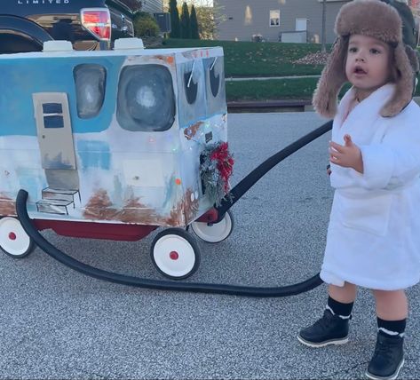 Uncle Eddy Costume Christmas Vacation, Eddie Christmas Vacation Costume, Uncle Eddie Costume, National Lampoons Halloween Costume, Toddler Costume Ideas, Cousin Eddie Costume, Eddie Christmas Vacation, Christmas Vacation Costumes, Lampoons Christmas Vacation