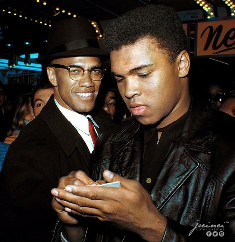 محمد علي, Muhammed Ali, Black Leaders, Mohammed Ali, Colorized Photos, Arte Punk, By Any Means Necessary, Malcolm X, 1970s Fashion