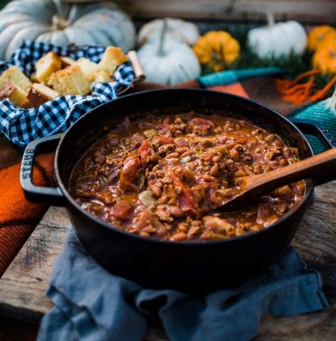 Lamb Chili Recipe, Lamb Chili, Ground Lamb Recipes, Night Recipes, Watching Football, Pot Dinners, Lamb Dishes, Chili Cook Off, Healthy School