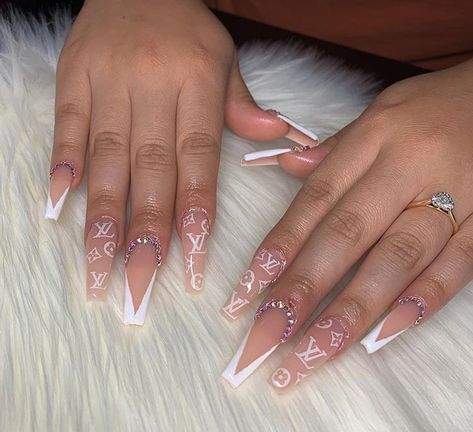 Louis Vuitton Nails, Gucci Nails, Colored Acrylic Nails, Glow Nails, Long Acrylic Nails Coffin, Bling Acrylic Nails, Acrylic Nails Coffin Short, Summer Acrylic Nails, Pink Acrylic Nails