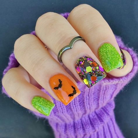 Dip Powder Nails At Home, Diy Dip Powder, Holidays Nails, Inspirational Nails, Posh Nails, Cartoon Nails, Witch Series, Green Halloween, Nail Dip Powder