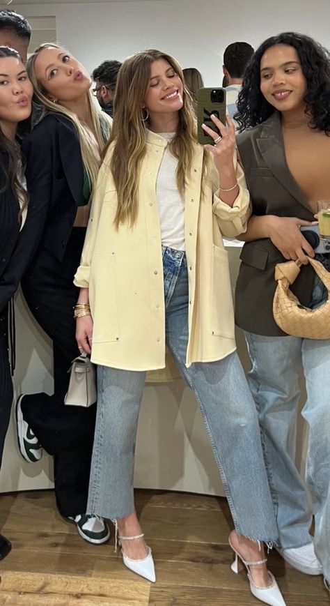 Dinner Party Outfit Dress, Stand Up Show Outfit, Sophie Richie Aesthetic, How To Dress Like Sofia Richie, Sofia Grainge Style, Sophia Richie Grainge Aesthetic, Sofia Richie Inspired Outfits, Sophia Richie Outfits Summer, Sophia Richie 2023