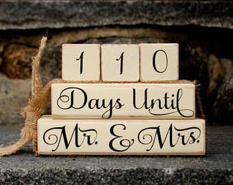 paper gift Wedding countdown | Etsy 100 Days To Go Wedding Countdown, Days To Go Wedding Countdown, Countdown Wedding, Wedding Day Program, Post Partum Belly Wrap, Diy Stencils, Block Signs, Enchanted Wedding, Wedding Countdown