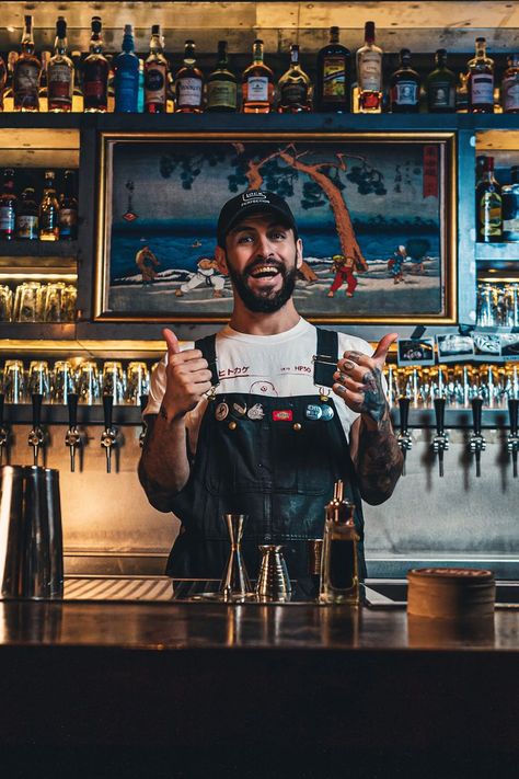 Sports Bar Photoshoot, Dive Bar Photography, Bar Photography People, Dive Bar Photoshoot, Bartenders Photography, Bartender Aesthetic, Bar Photoshoot, Bar Pics, Bar Pictures