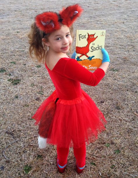 Dr. Seuss Day Fox in Socks Costume Dr. Seuss Costumes, Twin Day Outfits, Seuss Costumes, Dr Seuss Costumes, Dr Seuss Teacher, Book Characters Dress Up, Fox In Socks, Dr Seuss Crafts, Book Character Day