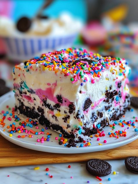 Oreo Ice Box Cake, Funfetti Oreo, Oreo Icebox Cake, Cookies Sprinkles, Ice Box Cake, Funfetti Cake Mix, Colorful Desserts, Sprinkle Cookies, Funfetti Cake