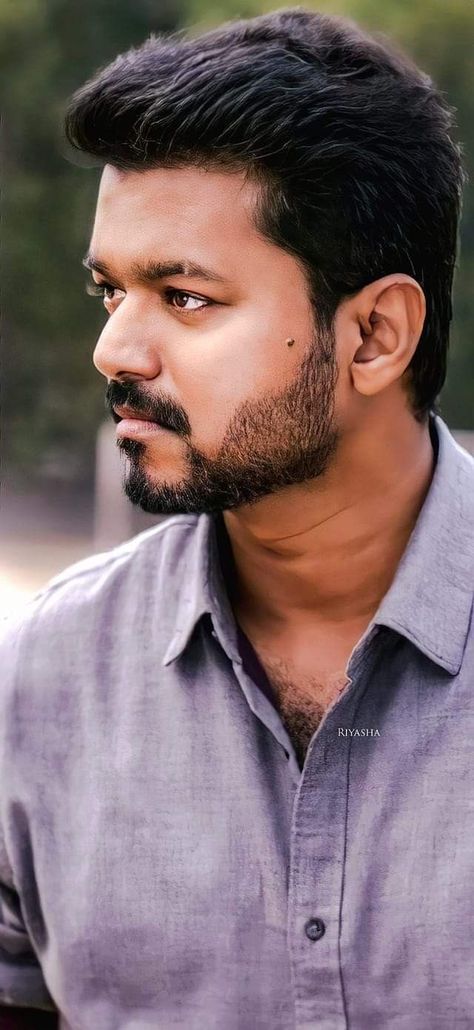 Vijay Photos, Thalapathi Vijay, Groom Hair Styles, Latest Beard Styles, Actor Vijay, Movies Images, Famous Indian Actors, Vijay Thalapathy, Vijay Actor