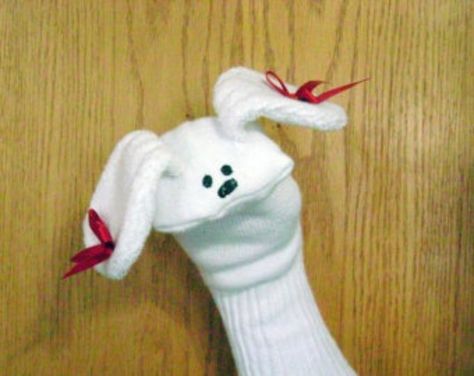 Animal Hand Puppets, Sock Puppet, Sock Snowman, Puppets For Kids, Puppets Diy, Sock Puppets, Sock Toys, Handmade Socks, Puppet Crafts