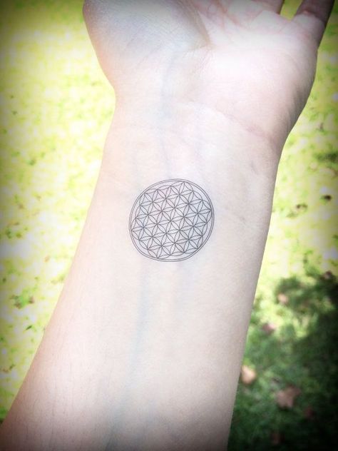 Dotwork Tattoo Mandala, Flower Of Life Tattoo, Minimalist Tattoo Meaning, Paris Tattoo, Typography Tattoo, Tattoo Mandala, Sacred Geometry Tattoo, Geometry Tattoo, Delicate Tattoo