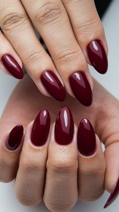 Wineberry Nails, Wine Color Nails Designs, Deep Burgundy Nails, Res Nails, Autumn Nail Colors, Oxblood Nails, Cranberry Nails, Nail Guide, Fall Wedding Nails