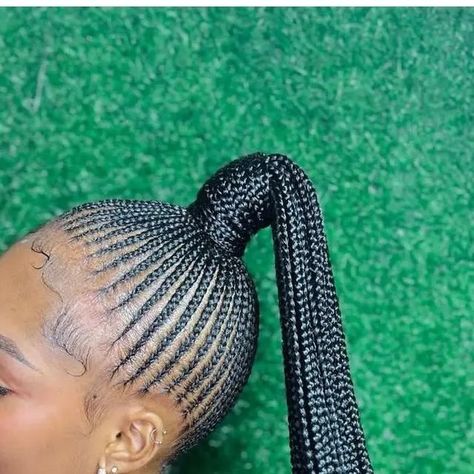 Top African Hairstyles on Instagram: "Braided ponytail vibes ❤️❤️ Feedin braids #slayyourbraids . . Hairstylist @gladzbraidhouse" Hair Styles Straight Up, Feedin Braided Ponytail Hairstyles, Feeding Ponytail Braids, Small Feedin Ponytail Hairstyles, Cornrows Going Up Into A Ponytail, Feedin Ponytail Braids With Curls, Feeder Ponytail Braids, Feedin Braided Ponytail, Cornrow Ponytail With Curls