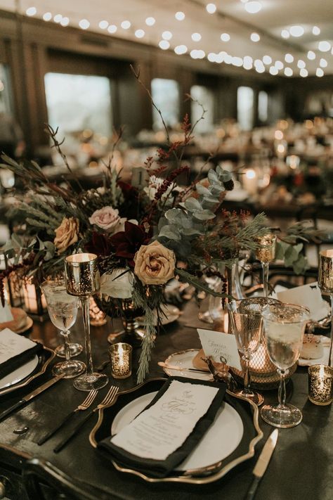 Art Deco Wedding Inspiration, Glam Wedding Decor, Vintage Glam Wedding, Rustic Glam Wedding, Nye Wedding, 1920s Wedding, Rustic Glam, Natural History Museum, Wedding Table Settings