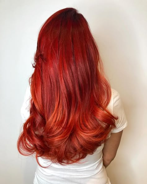 Poison Ivy Hair Color, Intense Red Hair, Red Copper Hair, Red Waves, Dream Hairstyles, Red Hair Looks, Red Hair Color Ideas, Red Hair Inspiration, Shades Of Red Hair