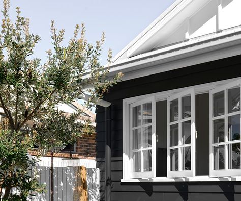 Workers Cottage, Burleigh Heads, Brick Arch, Rain Water Tank, Alfresco Area, Cottage Interior, Marble Granite, Shades Of White, Outdoor Shower