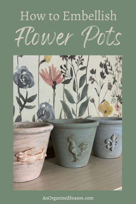 Three DIY flower pots Mould Art, Decorating Terra Cotta Pots, Diy Flower Pot, Backyard Crafts, Vintage Pots, Diy Will, Indoor Pots, Decoupage Tutorial, Diy Air Dry Clay