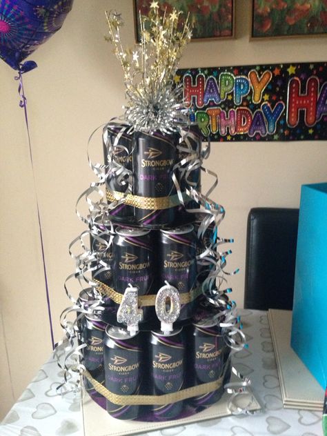 How To Wrap Beer Cans Gift Ideas, Party 2023, Alcohol Gifts, Present Wrapping, Beer Can, Christmas Presents, Gift Wrap, Gift Baskets, Party Ideas