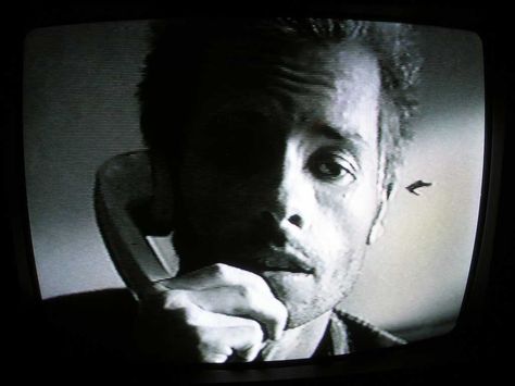 Memento Aesthetic, Guy Pearce Memento, Memento Film, Memento Movie, Nolan Film, Guy Pearce, Movie Nerd, Movies Of All Time, Movie Shots