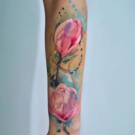 Netherlands Tattoo, Watercolor Floral Tattoo, Floral Watercolor Tattoo, Watercolor Magnolia, Skin Color Tattoos, Colour Tattoo For Women, Magnolia Tattoo, Tulip Tattoo, Tattoo Watercolor