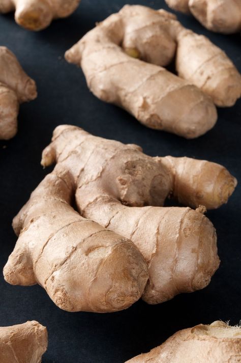 Ginger Lemon Tea and The Best Photo Shoot Ever - I bake he shoots Ginger Lemon Tea, Ginger Rhizome, Growing Ginger, Coconut Ginger, Ginger Plant, Making Essential Oils, Insect Bites, Ginger Root, Muscle Aches