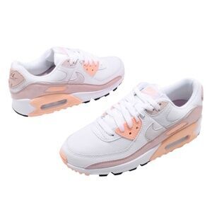 #nikeairmax #pinknikes #airmax90  #pinksneakers High Top Nike, Athleisure Summer, Nike Runners, Air Jordans Women, Workout Sneakers, Nike High Tops, Nike Tanjun, Jordans Women, Red Nike