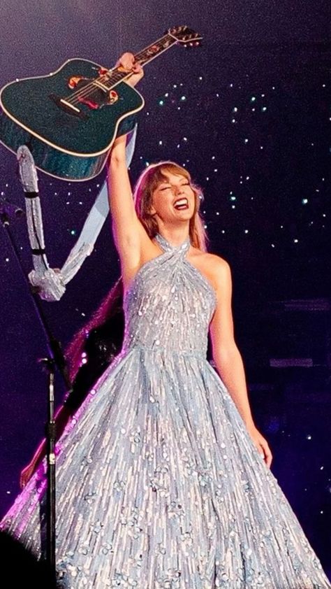 Speak Now Dress, Speak Now Eras Tour, Mother Thought, Taylor Swift Enchanted, Speak Now Era, America California, Having Twins, Surrogate Mother, Taylor Swift Party