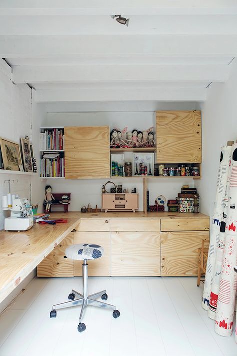 good reads: maker spaces / sfgirlbybay Sewing Studio Space, Workshop Inspiration, Apartemen Studio, Plywood Desk, Good Reads, Workshop Studio, Sewing Space, Workspace Inspiration, Studio Room