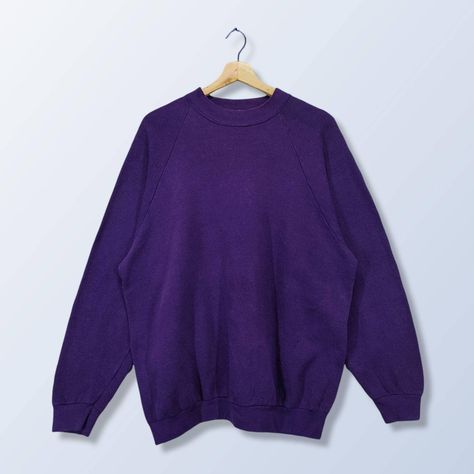 Purple Jumpers, Baggy Sweaters, Plain Sweatshirt, Raglan Sweatshirt, Dress Design Sketches, Vintage Crewneck, Purple Sweater, Vintage Sweatshirt, Crewneck Sweater