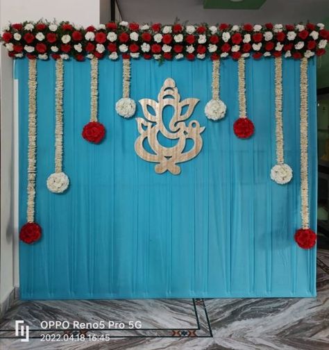 Backdrop Decoration Vinayaka Chavithi Background Decoration, Engagement Backdrop Indian Simple, Decoration With Paper, Stage Decoration Photos, Cradle Decoration, Indian Baby Shower Decorations, Leaf Decor Wedding, Vinayaka Chavithi, Small Wedding Decor