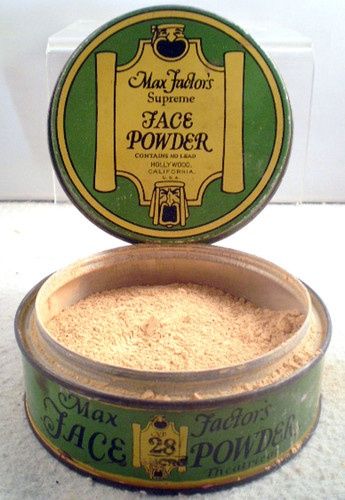 1920s MAX FACTOR THEATER SUPREME FACE POWDER & TIN Antique Makeup, Max Factor Makeup, Makeup History, Pin Curl, Vintage Face, Perfume Label, Makeup Ads, Old Makeup, Soft Face