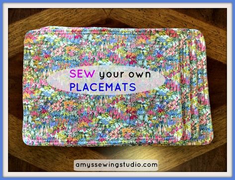 Place Mats Quilted Patterns Free, Fabric Table Mats, Place Mat Patterns Free, Sewing Placemats, Sew Placemats, Diy Placemats Fabric, How To Make Placemats, Placemat Diy, Sewing Ruffles