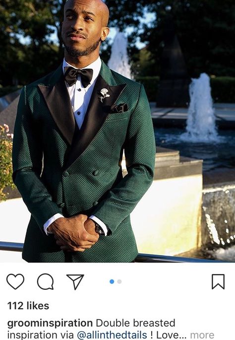 Emerald Green Suits For Men Prom, Green Prom Tuxedo, Emerald Green Prom Suit, Dark Green Suit Men, Groom Attire Rustic, Emerald Green Suit, Groomsmen Attire Black, Fem Fem, Green Tux