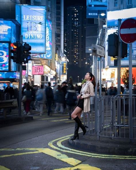 Shane Yeung | Travel Content Creator on Instagram: "One of the busiest road crossings in Hong Kong - Hennessy Road, Causeway Bay 🚦🌃 🛍️

This is one of the most popular places in the city for eating out and shopping. From the ladies market, to all kinds of cafes or even higher end stores in SOGO or Times Square, there’s something for everyone! And I always seem to end up being tempted up by something when I pass through 🍵😋

So doing self portrait street photography here was definitely a challenge I had to take on!

——————————————————
#causewaybay #causewaybayhk #timesquarehk #hongkongisland #discoverhongkong #hongkongstreetphotography #hongkongstreet" Portrait Street Photography, Causeway Bay, Popular Places, Hong Kong Island, Travel Content, Content Creator, Self Portrait, Street Photography, Stuff To Do