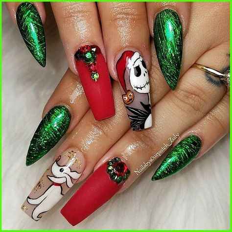 Sally Nails, Nightmare Before Christmas Nails, Holloween Nails, Halloween Acrylic Nails, Cute Christmas Nails, Holiday Nail Art, Christmas Nails Acrylic, Disney Nails, Halloween Nail Designs