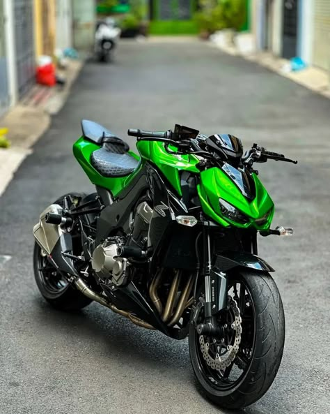 Z1000 Kawasaki, Honda Bike, Motorcycles Logo Design, Ninja Bike, Tmax Yamaha, Duke Bike, Best Motorbike, Kawasaki Z900, Kawasaki Bikes