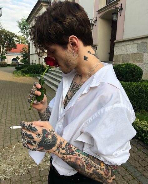 @gasparddal • Instagram photos and videos Artist Aesthetic Boy, Superbike Aesthetic, Anders Gran, Man With Tattoos, Tattoos Instagram, Nails With Fire, Guys With Tattoos, Cover Up Ideas, Tattoo Placement Ideas