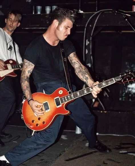 Social Distortion Greaser Aesthetic, Mike Ness, Music Grunge, Rockstar Fashion, Metal Guys, Martens Outfit, Doc Martens Outfit, Social Distortion, Rockabilly Style