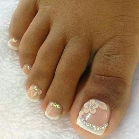 Toes Nails Ideas, Toe Nails Designs, Toe Nail Ideas, Foot Nail Art, Toe Nail Colors, Glitter Toe Nails, Easy Toe Nail Designs, Toes Nails, Feet Nail Design