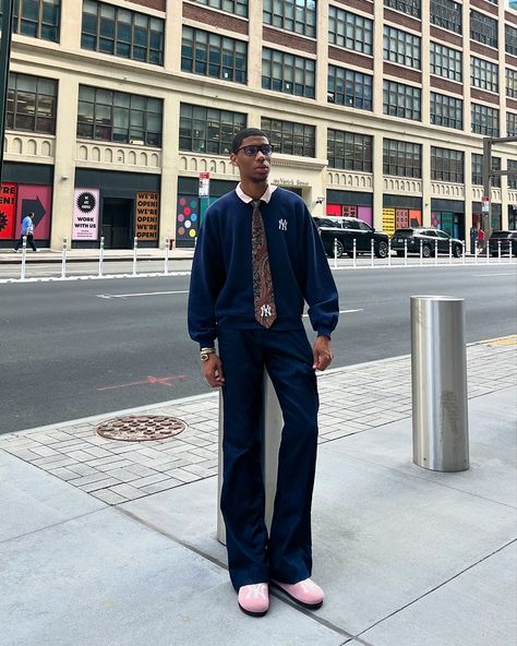 recent yankees fits ⚾️ Yankees Outfit, Tuff Fits, Yankee Fitted, Tie Outfit, Classy Outfits Men, Swag Outfits Men, Personal Style Inspiration, Mens Outfit Inspiration, Streetwear Men