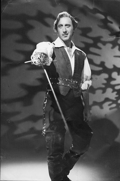 In 1955-Gene Wilder, after six months of studying fencing, became the first freshman to win the All-School Fencing Championship. In his first acting role on stage he served as a fencing choreographer. Gene Wilder Young Frankenstein, Peter Core, Hollywood Babylon, Fred Savage, Gene Wilder, Gilda Radner, Young Frankenstein, Richard Pryor, Falling Kingdoms